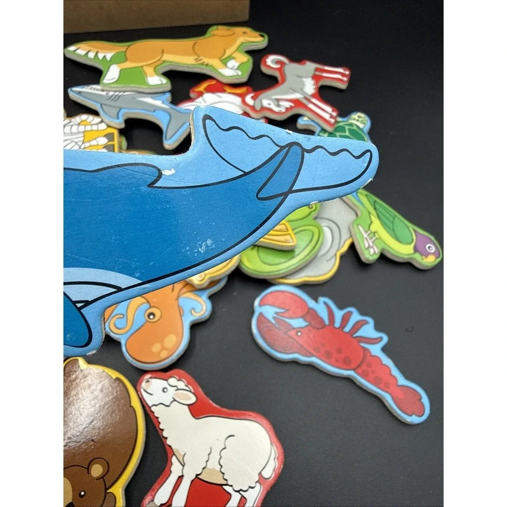 Melissa & Doug Wooden Magnets Animals 32 Magnets COMPLETE